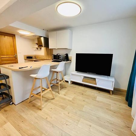 Stylish Studio In The Center Of Senlis Lejlighed Senlis  Eksteriør billede